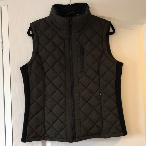 Andrew Marc Jackets & Blazers - Andrew Marc Outdoor Vest in Olive Gray - Size L